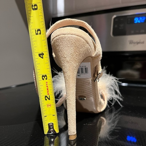 Tony Bianco Avery Nude heels 6.5 - Picture 6 of 7